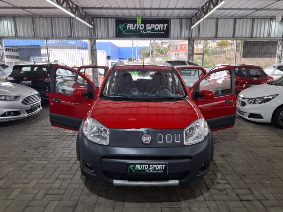 FIAT - UNO - 2012/2012 - Vermelha - R$ 31.900,00