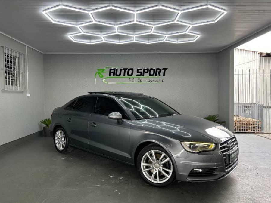 AUDI - A3 - 2015/2015 - Cinza - R$ 91.900,00