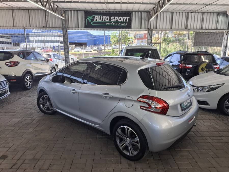 PEUGEOT - 208 - 2015/2016 - Prata - R$ 56.000,00