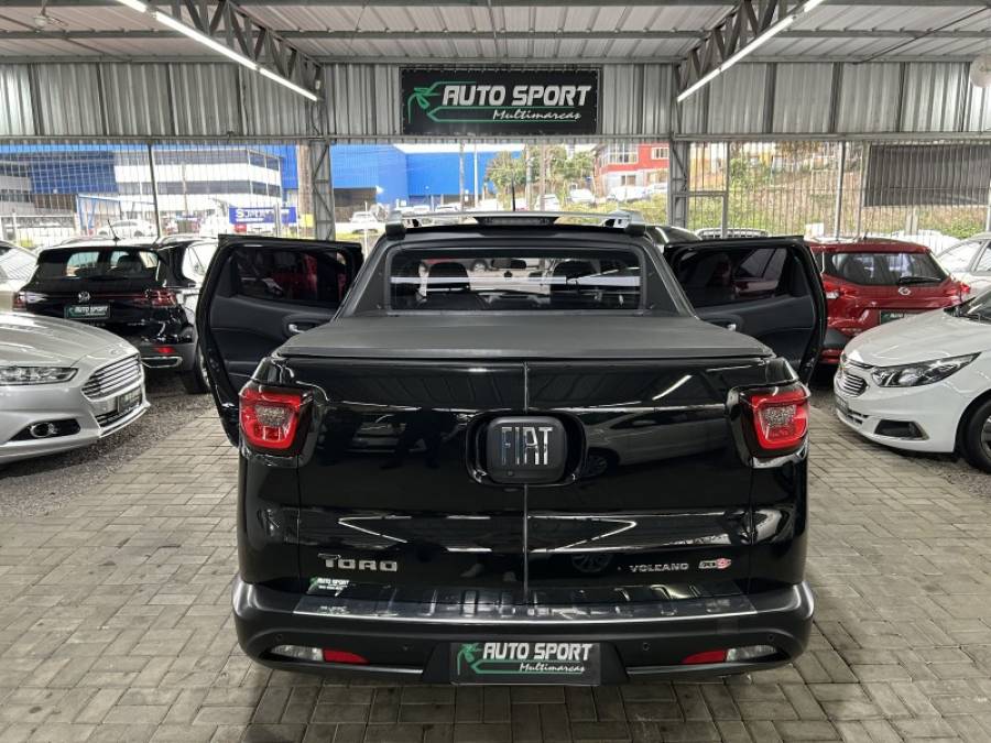 FIAT - TORO - 2017/2018 - Preta - R$ 99.800,00