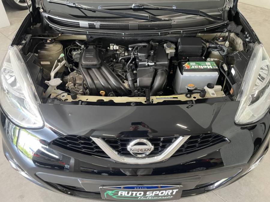 NISSAN - MARCH - 2017/2018 - Preta - R$ 45.900,00