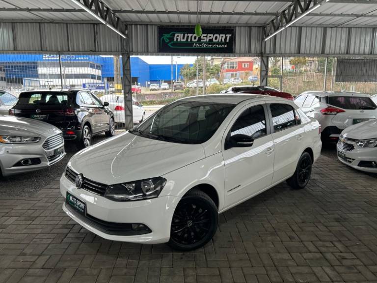 VOLKSWAGEN - VOYAGE - 2015/2015 - Branca - R$ 43.900,00
