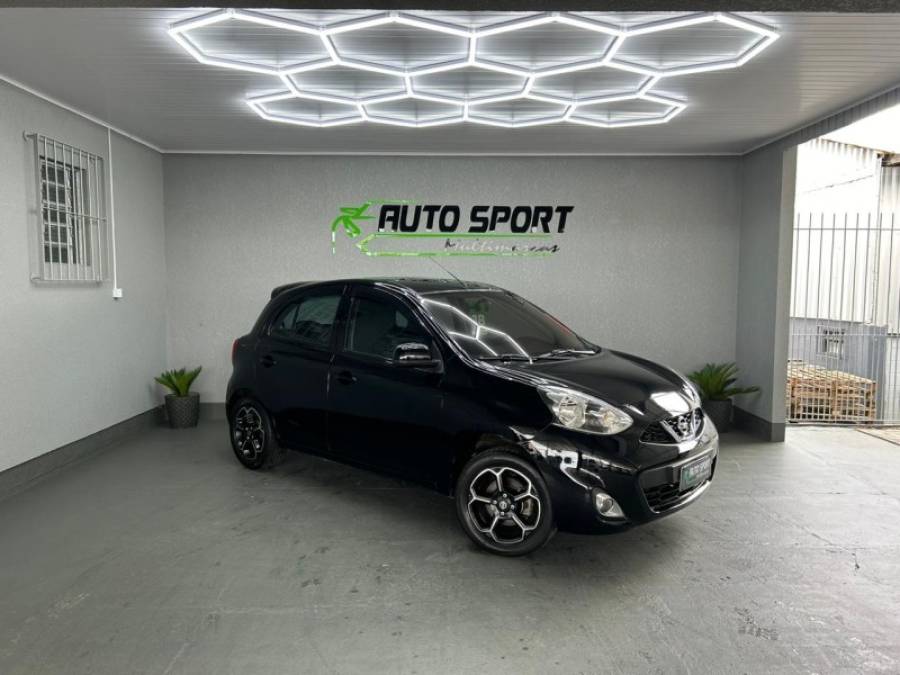 NISSAN - MARCH - 2017/2018 - Preta - R$ 46.000,00