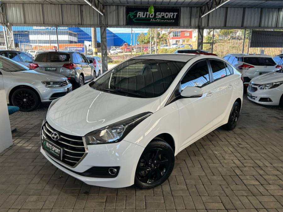 HYUNDAI - HB20S - 2016/2016 - Branca - R$ 64.900,00
