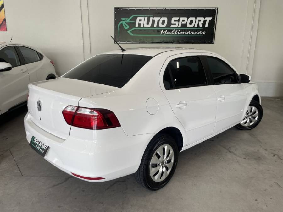 VOLKSWAGEN - VOYAGE - 2012/2013 - Branca - R$ 37.900,00