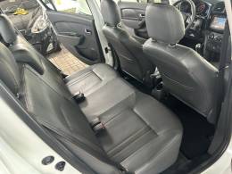 RENAULT - SANDERO - 2015/2015 - Branca - R$ 47.900,00