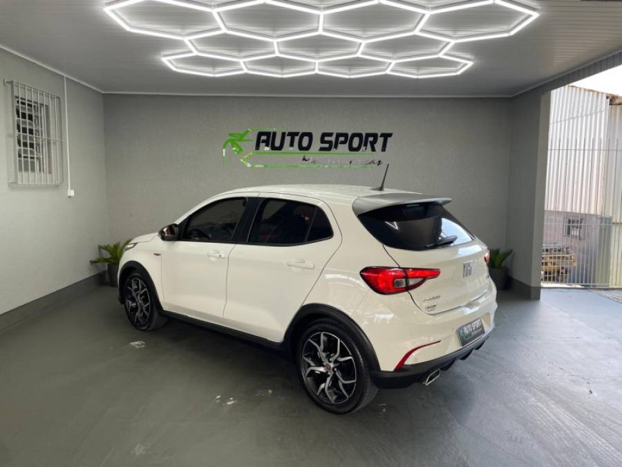 FIAT - ARGO - 2019/2020 - Branca - R$ 71.900,00