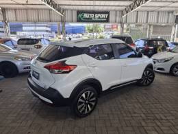 NISSAN - KICKS - 2017/2018 - Branca - R$ 77.900,00