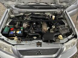 MITSUBISHI - PAJERO TR4 - 2006/2006 - Prata - R$ 39.900,00