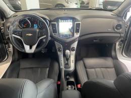 CHEVROLET - CRUZE - 2012/2013 - Branca - R$ 62.000,00