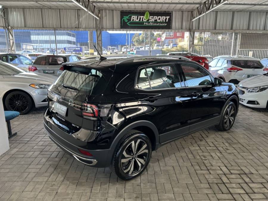 VOLKSWAGEN - T-CROSS - 2022/2022 - Preta - R$ 118.800,00