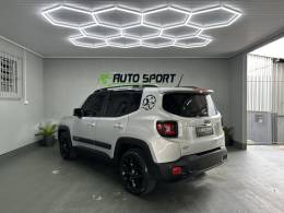 JEEP - RENEGADE - 2015/2016 - Prata - R$ 71.500,00