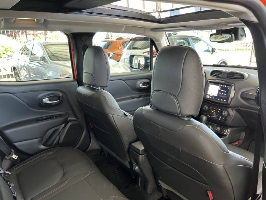 JEEP - RENEGADE - 2022/2022 - Laranja - R$ 122.900,00