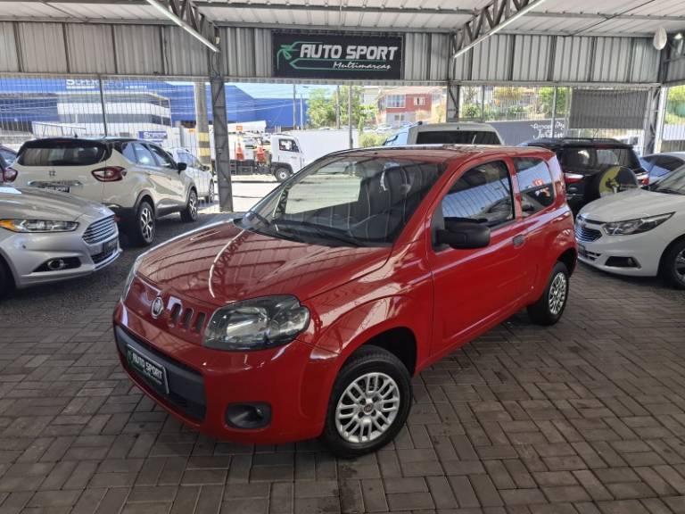 FIAT - UNO - 2015/2016 - Vermelha - R$ 30.000,00