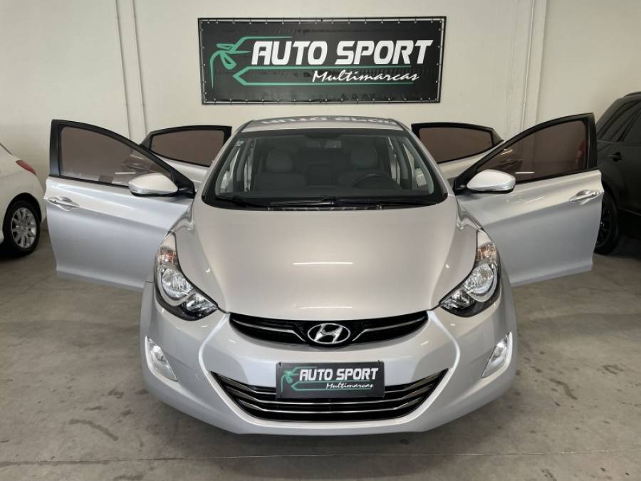 HYUNDAI - ELANTRA - 2013/2013 - Prata - R$ 67.900,00