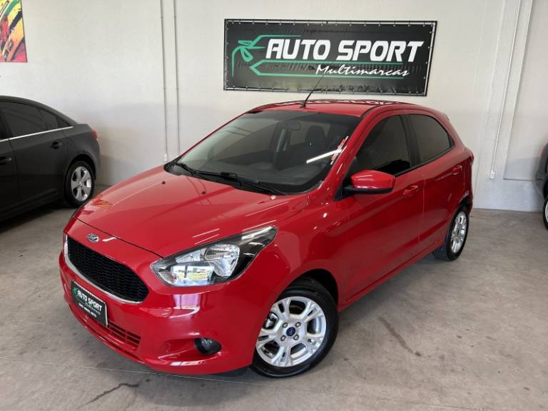 FORD - KA - 2016/2017 - Vermelha - R$ 52.500,00