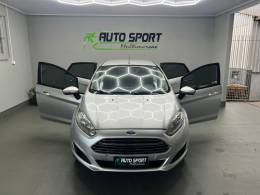 FORD - FIESTA - 2013/2014 - Prata - R$ 41.900,00