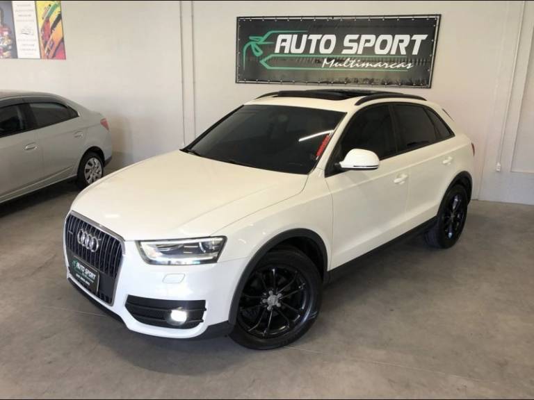 AUDI - Q3 - 2013/2014 - Branca - R$ 89.900,00