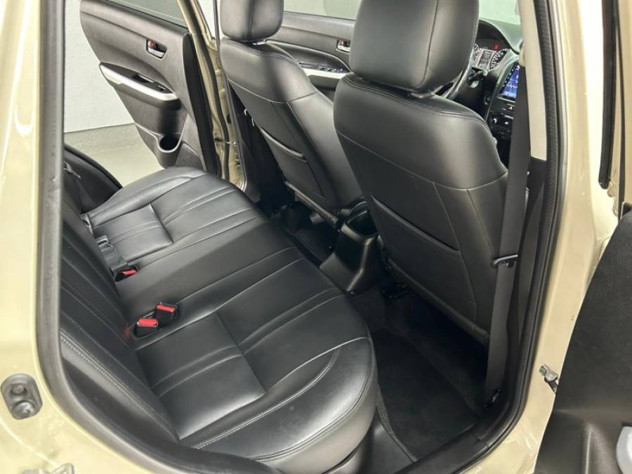 SUZUKI - VITARA - 2017/2018 - Bege - R$ 84.000,00