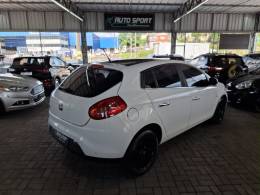 FIAT - BRAVO - 2012/2013 - Branca - R$ 35.900,00