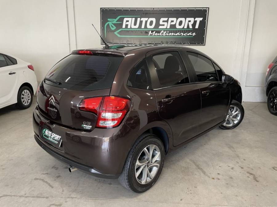 CITROËN - C3 - 2017/2018 - Marrom - R$ 49.900,00