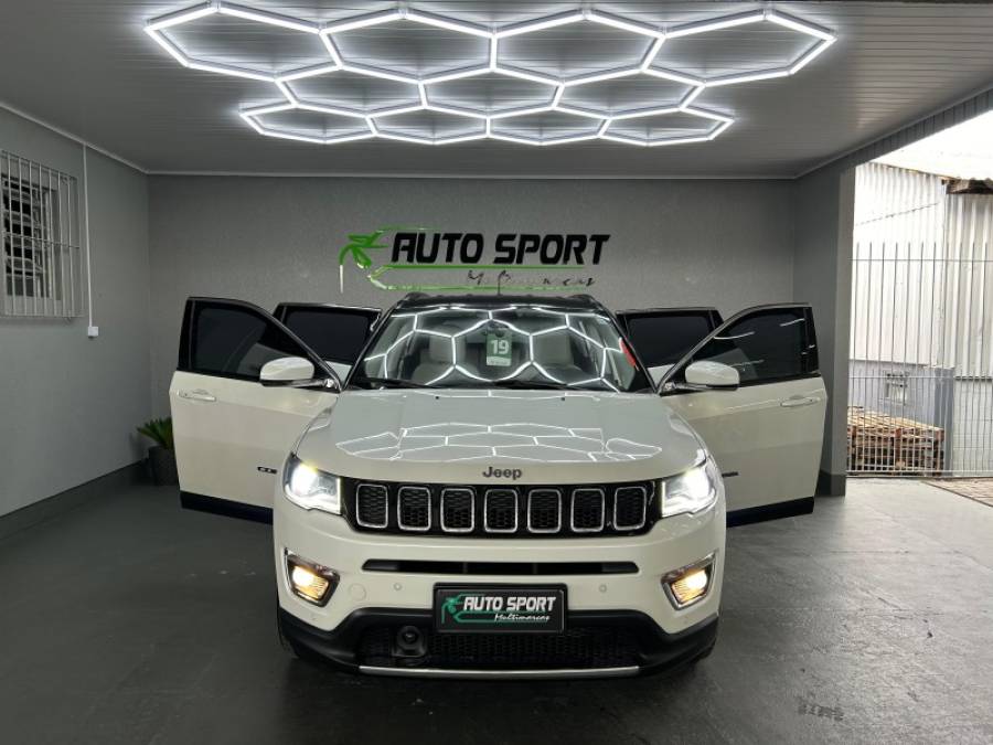 JEEP - COMPASS - 2018/2019 - Branca - R$ 109.000,00