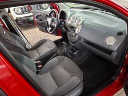 FIAT - UNO - 2012/2012 - Vermelha - R$ 31.900,00