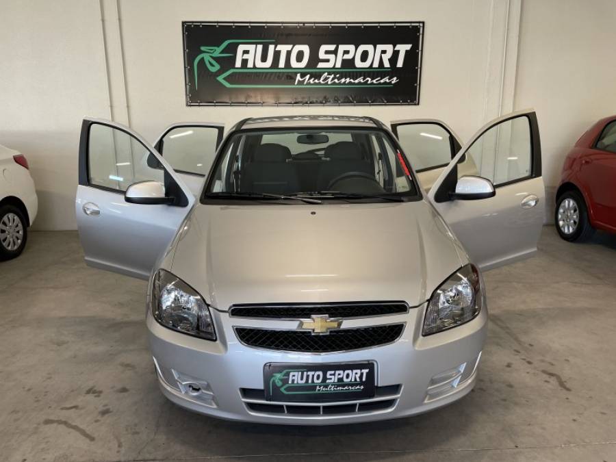 CHEVROLET - CELTA - 2013/2014 - Prata - R$ 39.900,00