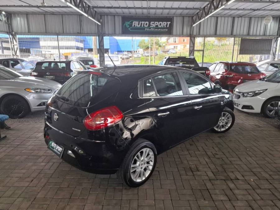 FIAT - BRAVO - 2013/2013 - Preta - R$ 29.900,00