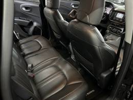 FIAT - TORO - 2017/2018 - Preta - R$ 99.800,00