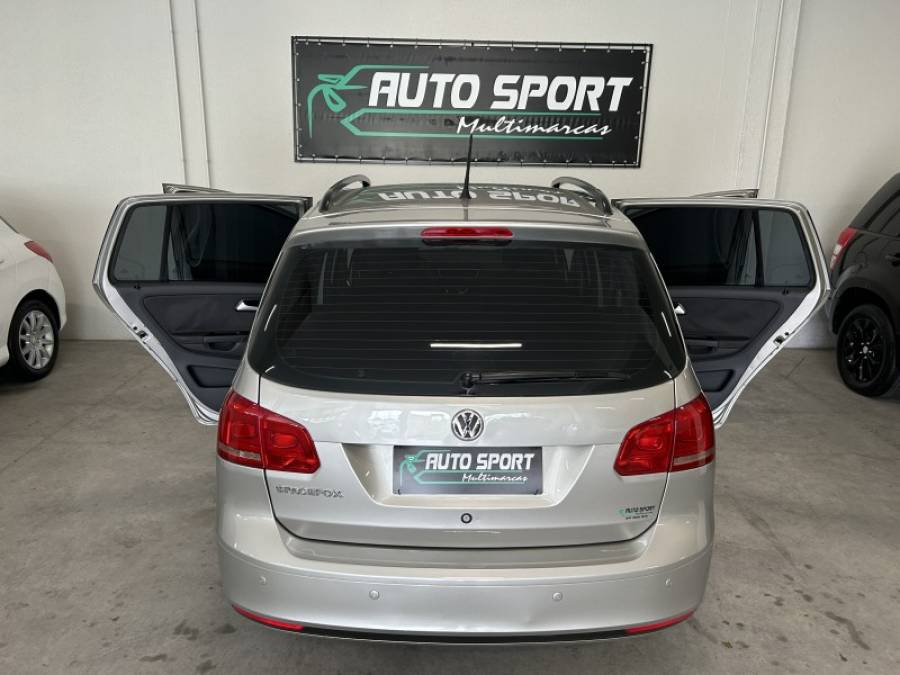 VOLKSWAGEN - SPACEFOX - 2010/2011 - Prata - R$ 40.900,00