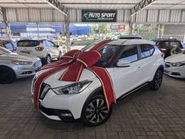 NISSAN - KICKS - 2017/2018 - Branca - R$ 77.900,00