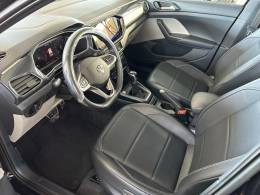 VOLKSWAGEN - T-CROSS - 2022/2022 - Preta - R$ 117.800,00
