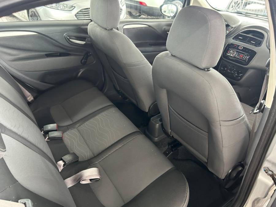 FIAT - PUNTO - 2013/2013 - Prata - R$ 37.900,00