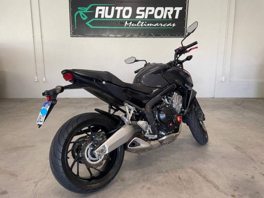 HONDA - CB 650 - 2015/2015 - Cinza - R$ 37.900,00