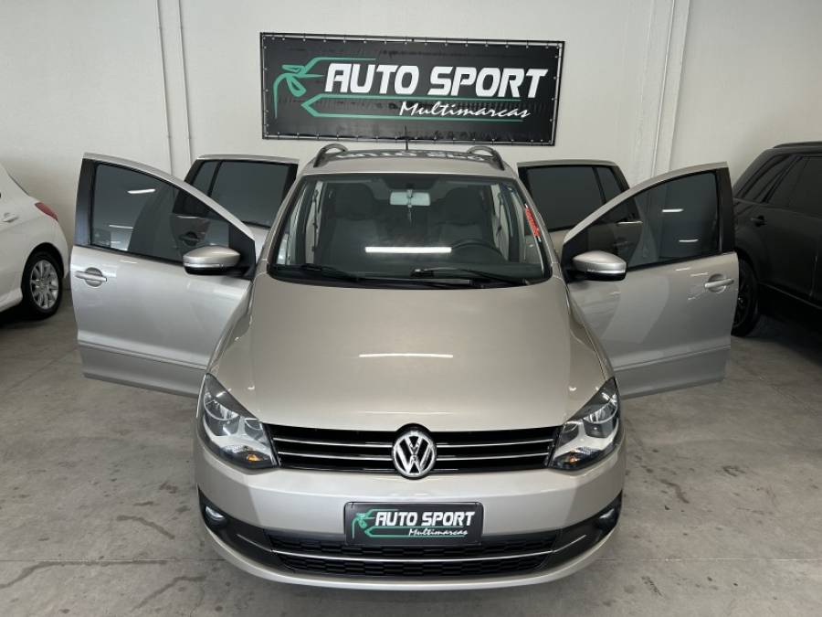 VOLKSWAGEN - SPACEFOX - 2010/2011 - Prata - R$ 40.900,00