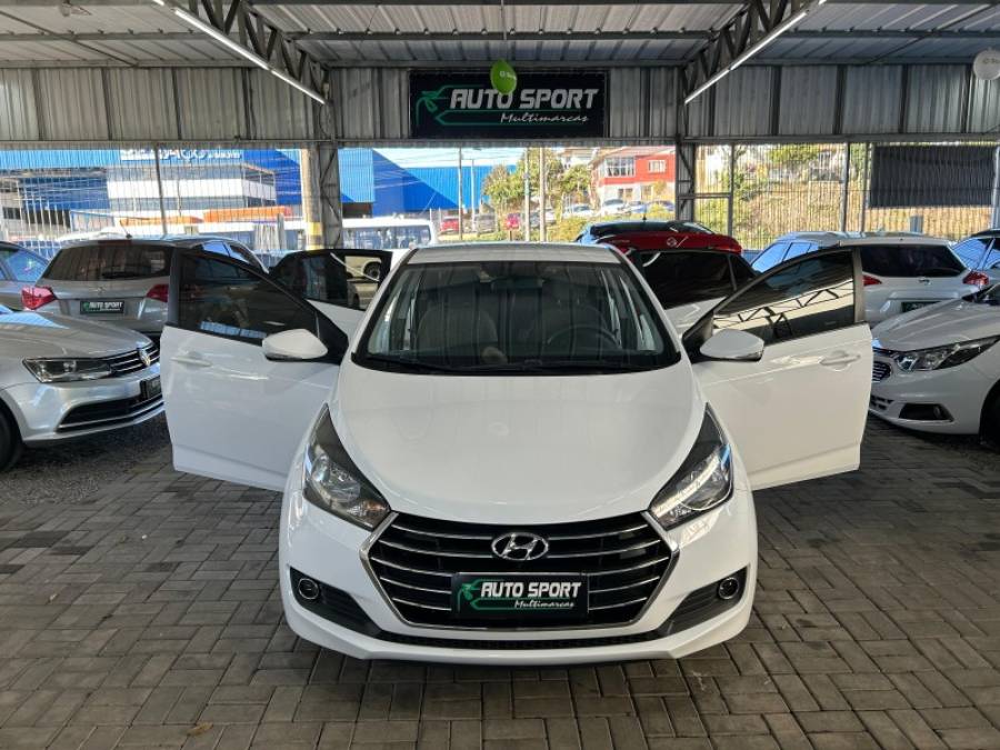 HYUNDAI - HB20S - 2016/2016 - Branca - R$ 64.900,00