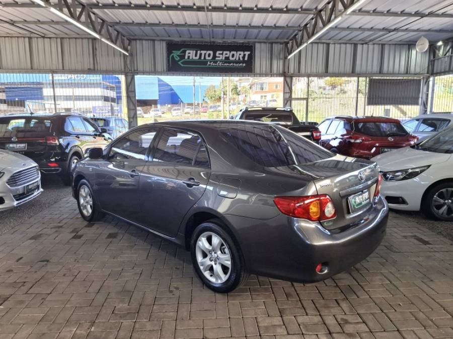 TOYOTA - COROLLA - 2010/2011 - Cinza - R$ 61.900,00