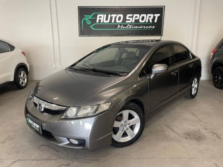 HONDA - CIVIC - 2009/2009 - Cinza - R$ 44.000,00