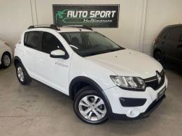 RENAULT - SANDERO - 2016/2016 - Branca - R$ 46.900,00