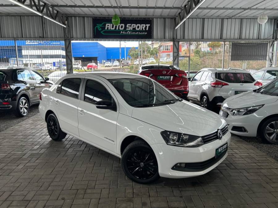 VOLKSWAGEN - VOYAGE - 2015/2015 - Branca - R$ 43.900,00