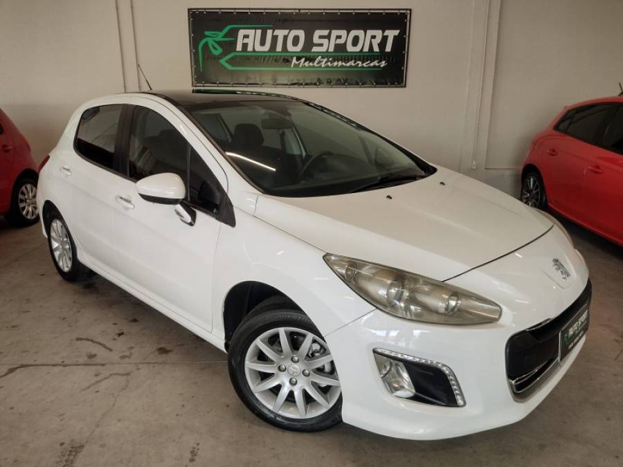 PEUGEOT - 308 - 2013/2014 - Branca - R$ 39.900,00