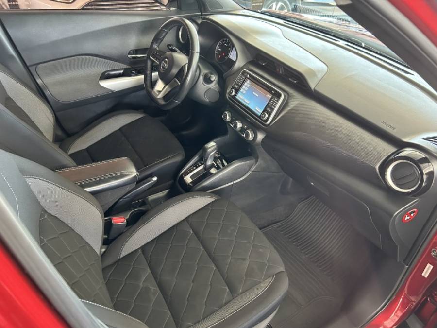 NISSAN - KICKS - 2017/2018 - Vermelha - R$ 82.900,00