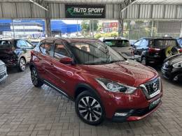 NISSAN - KICKS - 2017/2018 - Vermelha - R$ 82.900,00