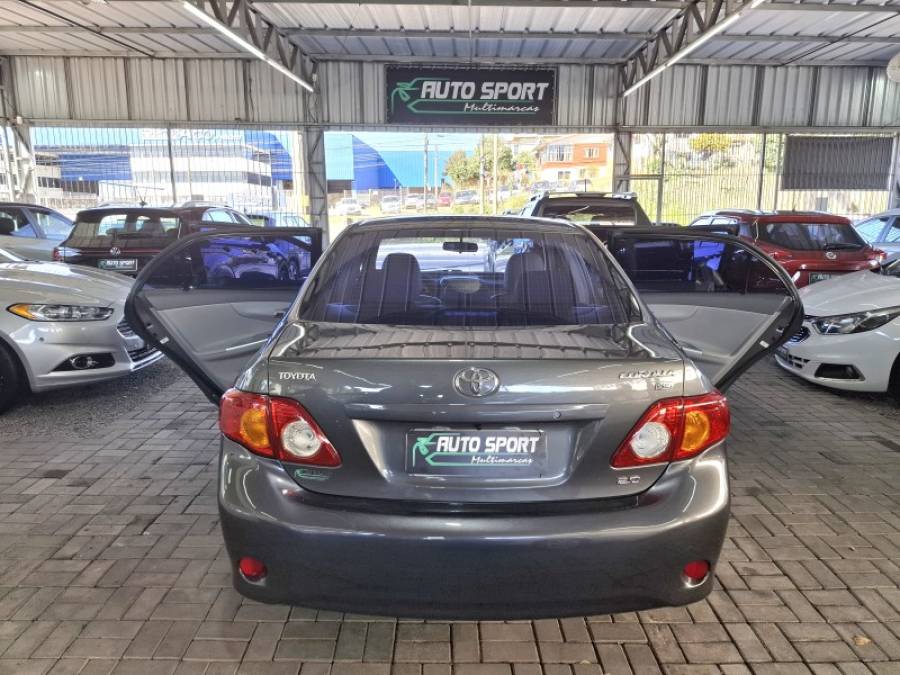 TOYOTA - COROLLA - 2010/2011 - Cinza - R$ 61.900,00