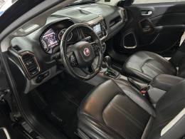 FIAT - TORO - 2017/2018 - Preta - R$ 99.800,00