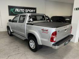 TOYOTA - HILUX - 2012/2012 - Prata - R$ 124.900,00