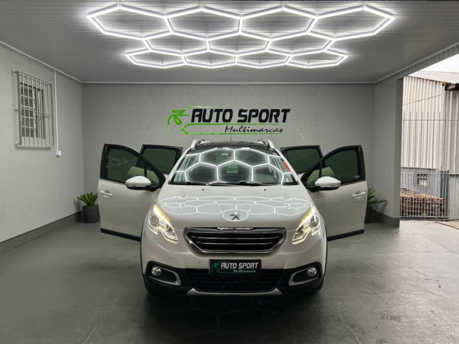 PEUGEOT - 2008 - 2017/2018 - Branca - R$ 74.800,00