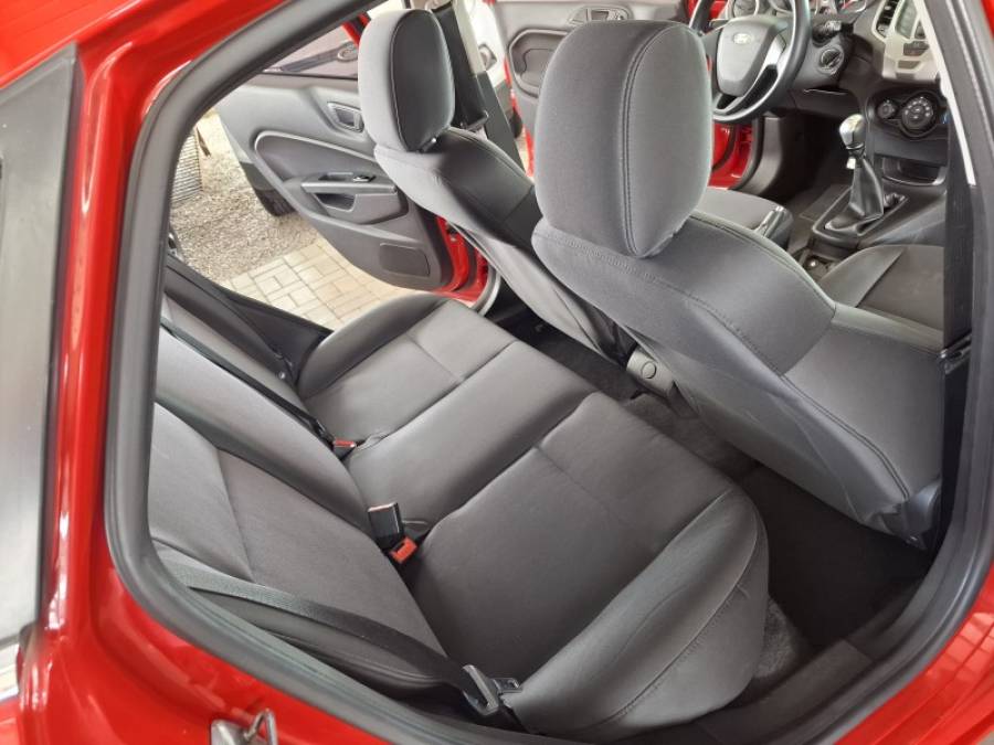 FORD - FIESTA - 2012/2012 - Vermelha - R$ 41.000,00