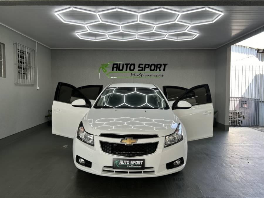 CHEVROLET - CRUZE - 2014/2014 - Branca - R$ 65.000,00